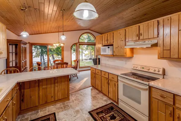 6598 Bobcat TRL NW, Cass Lake, MN 56633