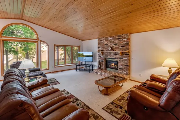 6598 Bobcat TRL NW, Cass Lake, MN 56633