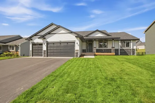 5869 Deer ST, Monticello, MN 55362