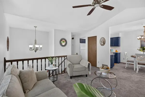 3972 Orchid LN N, Plymouth, MN 55446