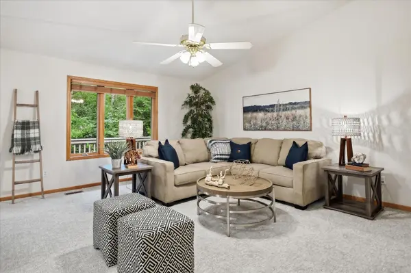 1904 Lincoln ST S #1904, Northfield, MN 55057