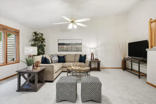 1904 Lincoln ST S #1904, Northfield, MN 55057