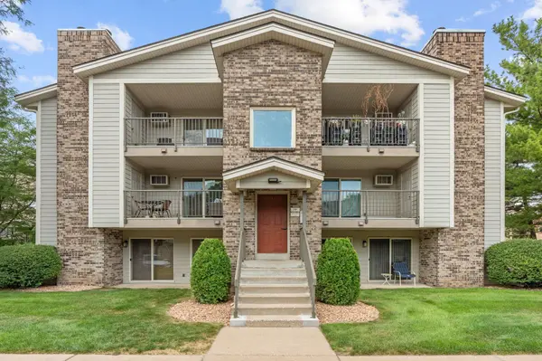 2100 Ridge DR #22, Saint Louis Park, MN 55416