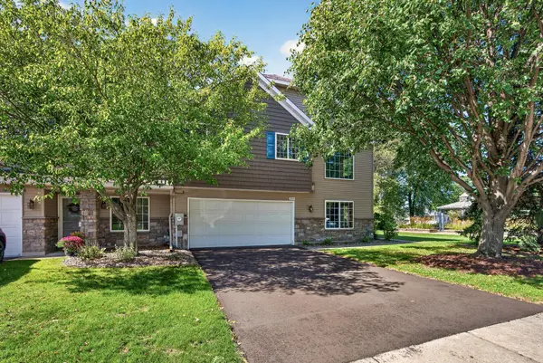 3341 Jansen WAY, Vadnais Heights, MN 55127