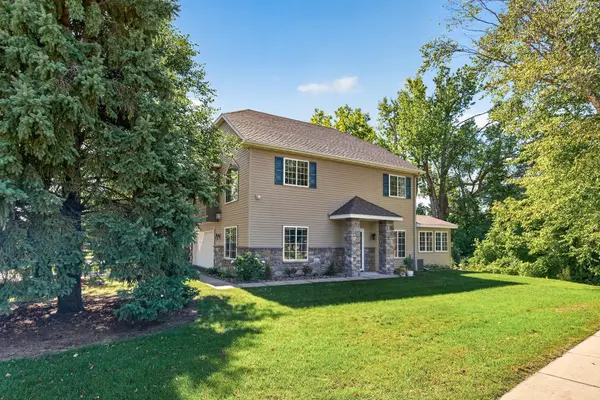 3341 Jansen WAY, Vadnais Heights, MN 55127
