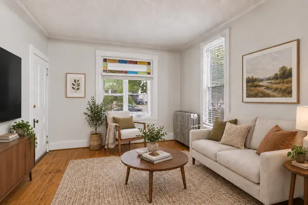 2542 Garfield AVE, Minneapolis, MN 55405