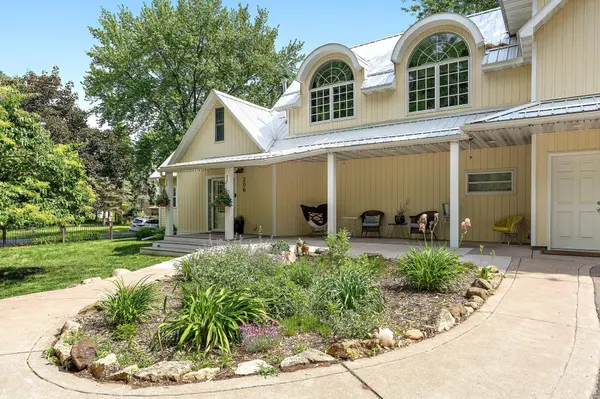 206 5th ST S, Bayport, MN 55003