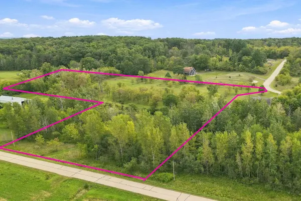 ERINWOOD RD #2, New London, WI 54961