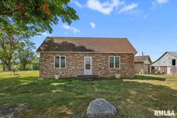 8441 THOMAS RD, Rochester, IL 62563