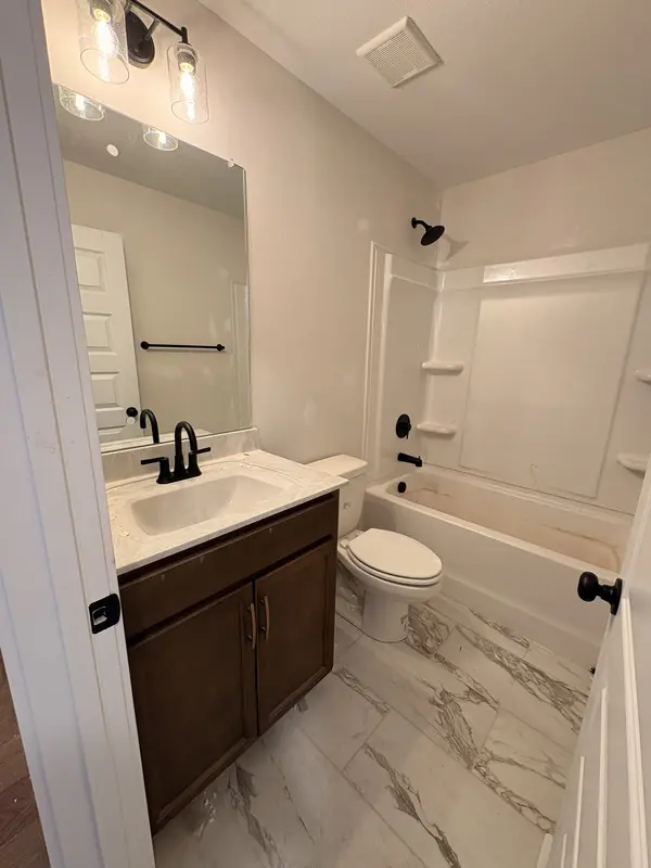 330 Tisha Ct, Clarksville, TN 37042