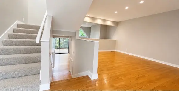 120 Hampton Pl, Nashville, TN 37215
