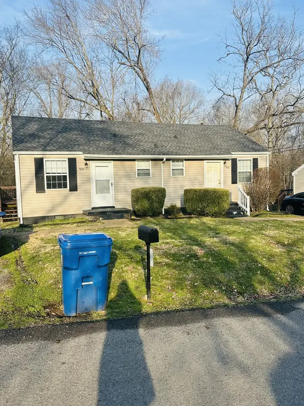 928 Woody Hills Dr, Clarksville, TN 37040