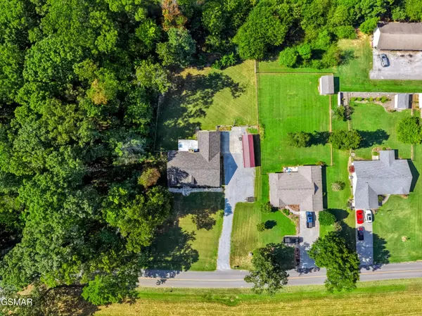 1511 Snapp Road, Sevierville, TN 37862