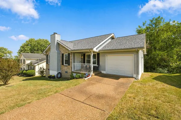 223 Ash Grove Drive, Nashville, TN 37211