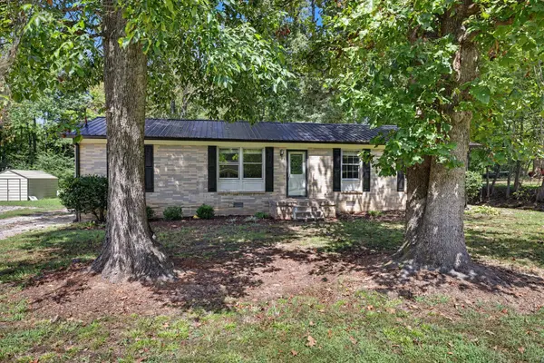 761 Cherokee Dr, New Johnsonville, TN 37134