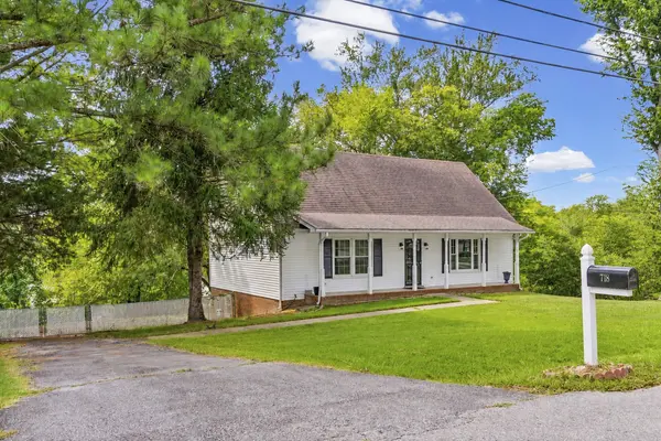 718 Jace Dr, Clarksville, TN 37040
