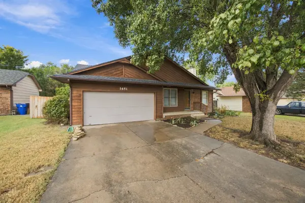1651 S Willow Oak, Wichita, KS 67230