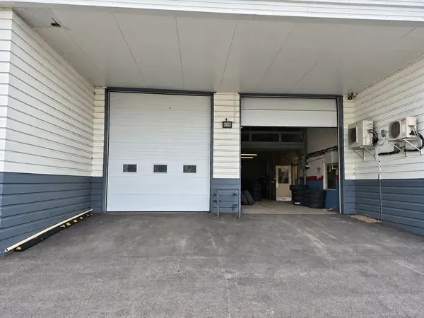 425 Industrial AVE, Alta Vista And Area, ON K1G 0Z1