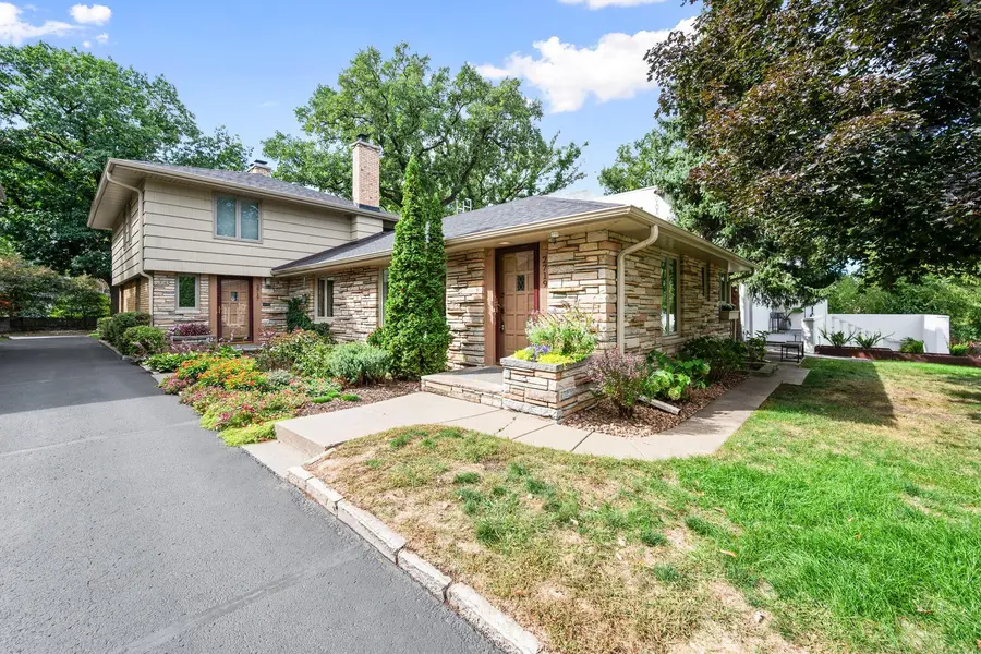 2719 W 28th ST, Minneapolis, MN 55416