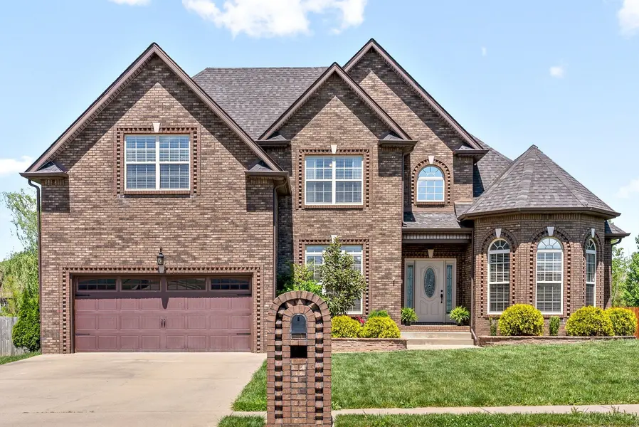1533 Green Grove Way, Clarksville, TN 37043