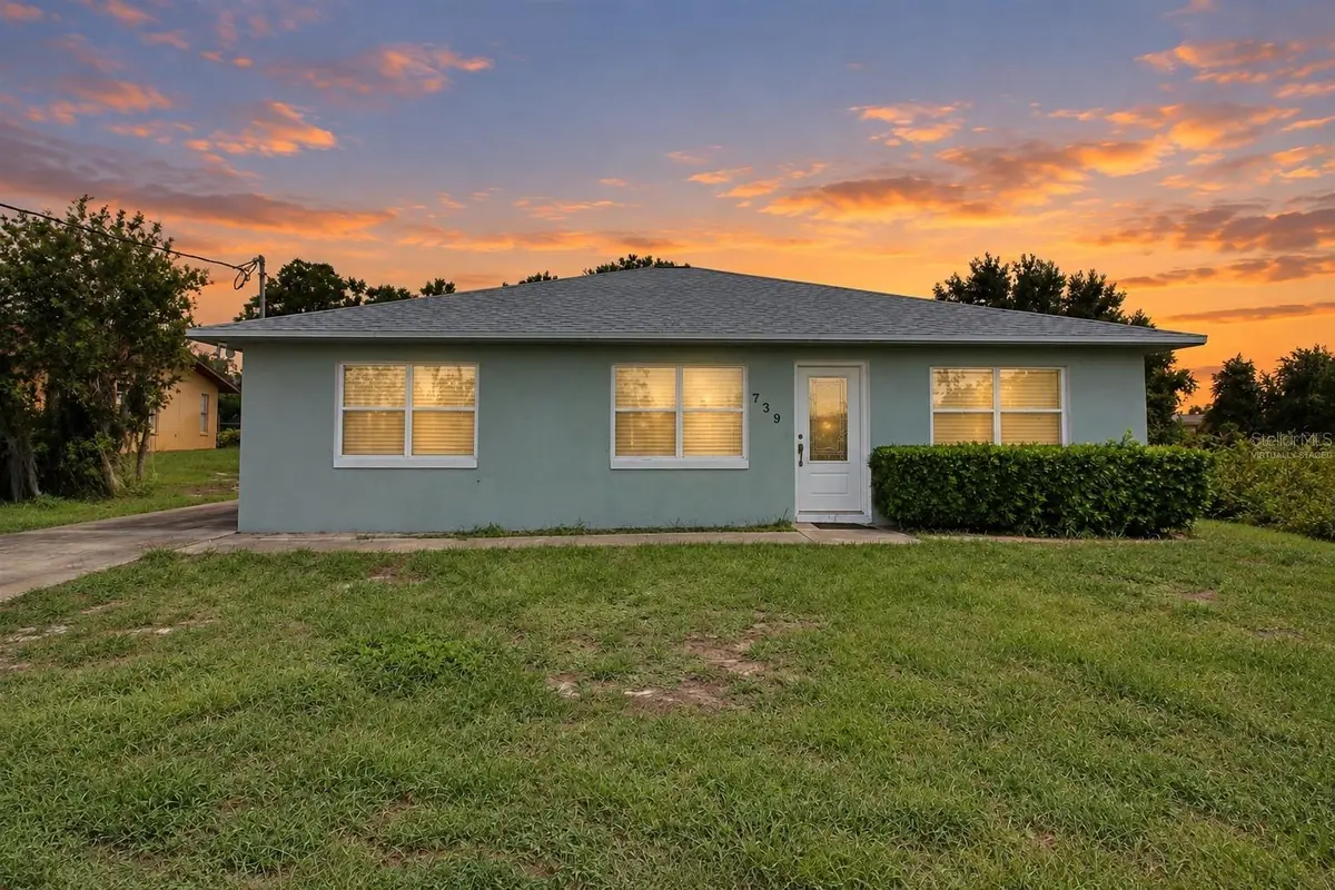 739 LAKE JUNE RD, Lake Placid, FL 33852