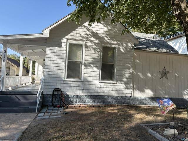 314 E 7th, Newton, KS 67114