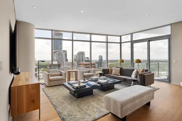 200 Congress Ave #37H, Austin, TX 78701