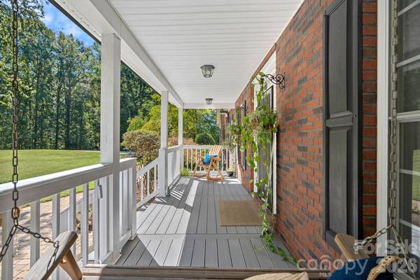 118 Tayport DR, Troutman, NC 28166