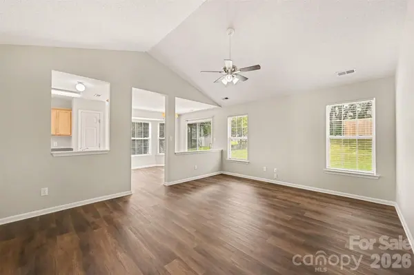 104 S Willow CT, Mount Holly, NC 28120