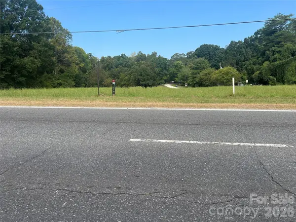 123 Spring Meadow DR, Clover, SC 29710
