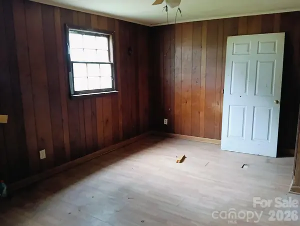 610 Lineberger ST, Shelby, NC 28150