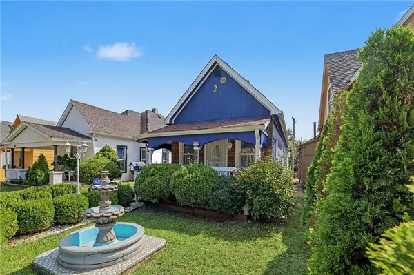 909 Central AVE, Kansas City, KS 66101
