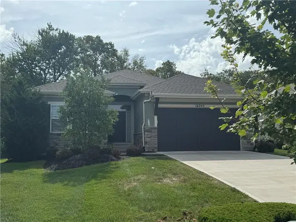 16245 Broadmoor ST, Overland Park, KS 66085