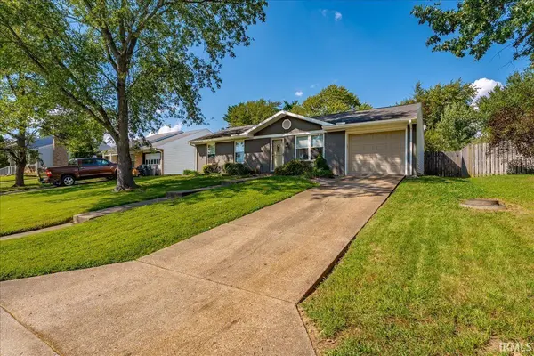 518 Gun Powder LN, Evansville, IN 47711