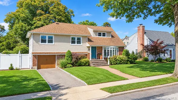 2684 Howell ST, Baldwin, NY 11510