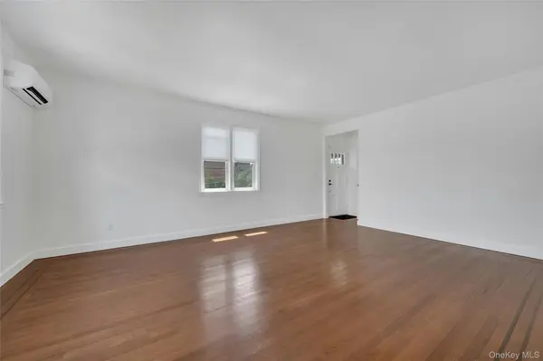 Address not disclosed, Bronx, NY 10464