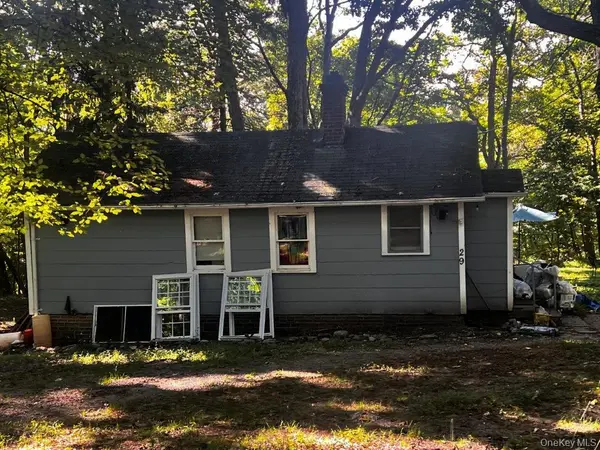 29 Hammerhead TRL, Wurtsboro, NY 12790