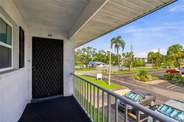 304 47TH AVENUE DR W #313, Bradenton, FL 34207