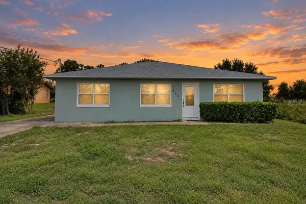 739 LAKE JUNE RD, Lake Placid, FL 33852
