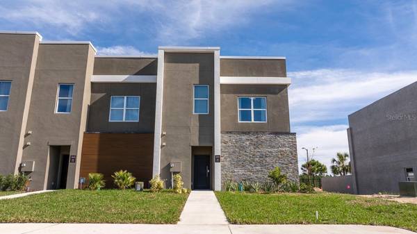9058 HAYMAN LN, Kissimmee, FL 34747
