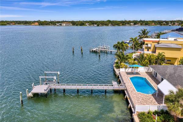 7989 CAUSEWAY BLVD N, St Petersburg, FL, 33707 photo 47