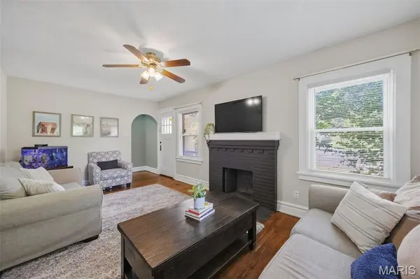 8510 S Laclede Station, St Louis, MO 63123