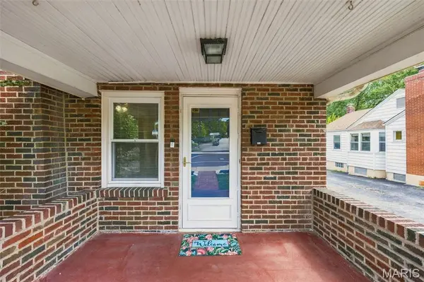 8510 S Laclede Station, St Louis, MO 63123