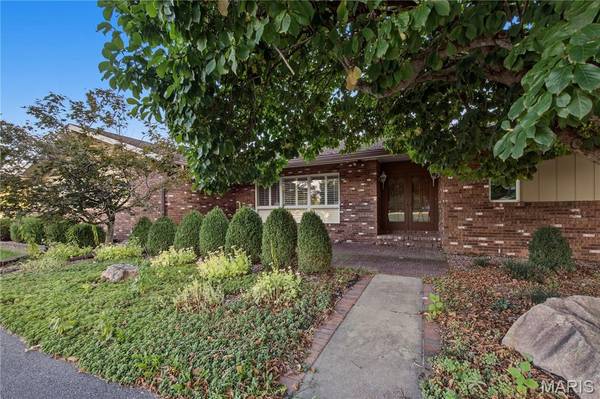 258 Yaeger Lake TRL, Litchfield, IL 62056