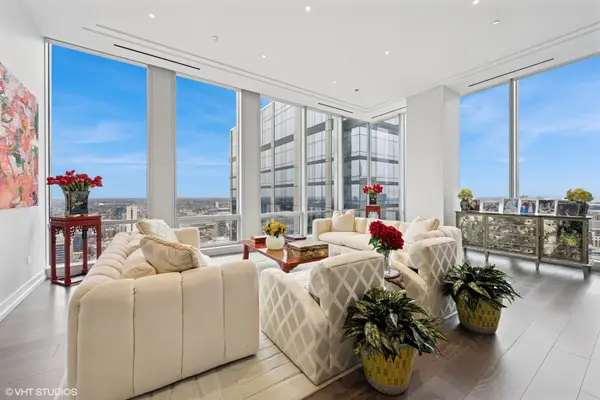 14 W Superior ST #4403, Chicago, IL 60654