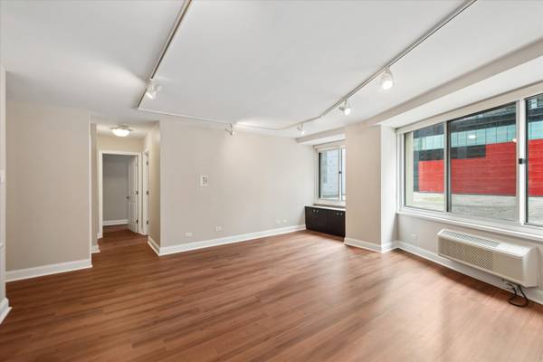 211 E Ohio ST #816, Chicago, IL 60611