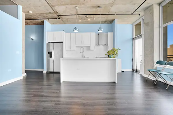 50 E 16th ST #1102, Chicago, IL 60616