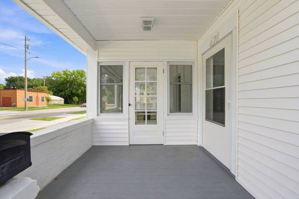 428 E Wilson ST, Batavia, IL 60510