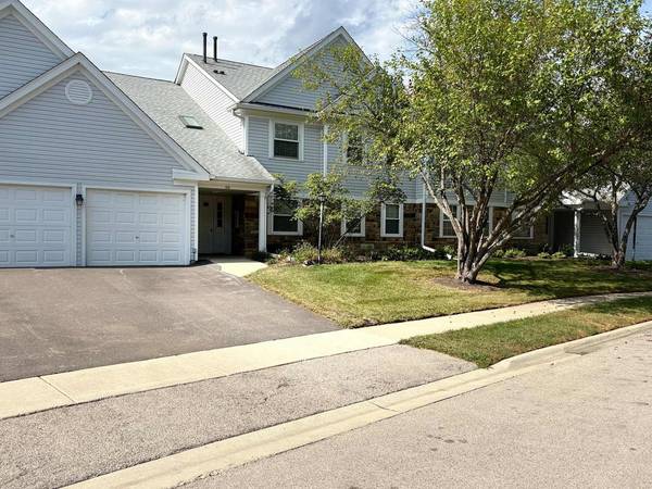 66 Beechmont CT #Z1, Schaumburg, IL 60193