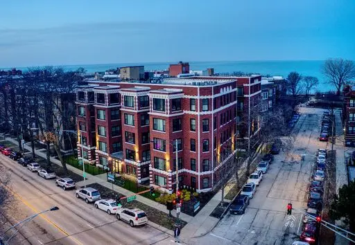 7645 N SHERIDAN RD #112, Chicago, IL 60626